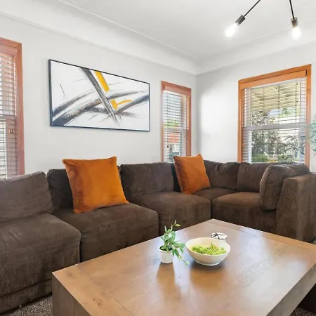 Cozy Home Fenced Yard Pets Welcome Great Location